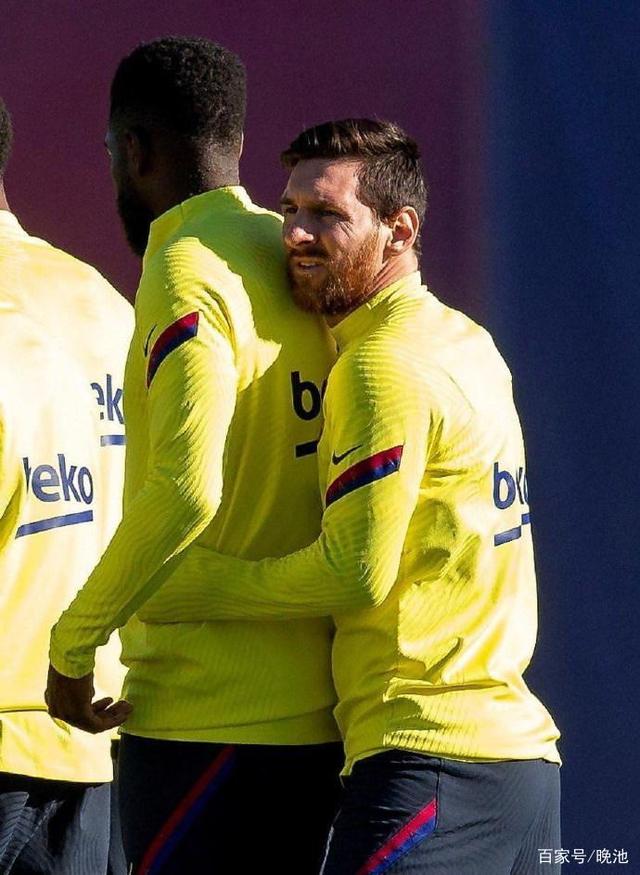 开云APP下载-瓦伦西亚训练开放日，赛后防线松动引欢呼，国王杯在即，纪律约束更严格的简单介绍