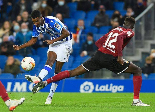 开云娱乐-包含风云突变皇家社会转会期迎来里程碑；西甲版图或变；更衣室稳定；赛季目标并未改变的词条