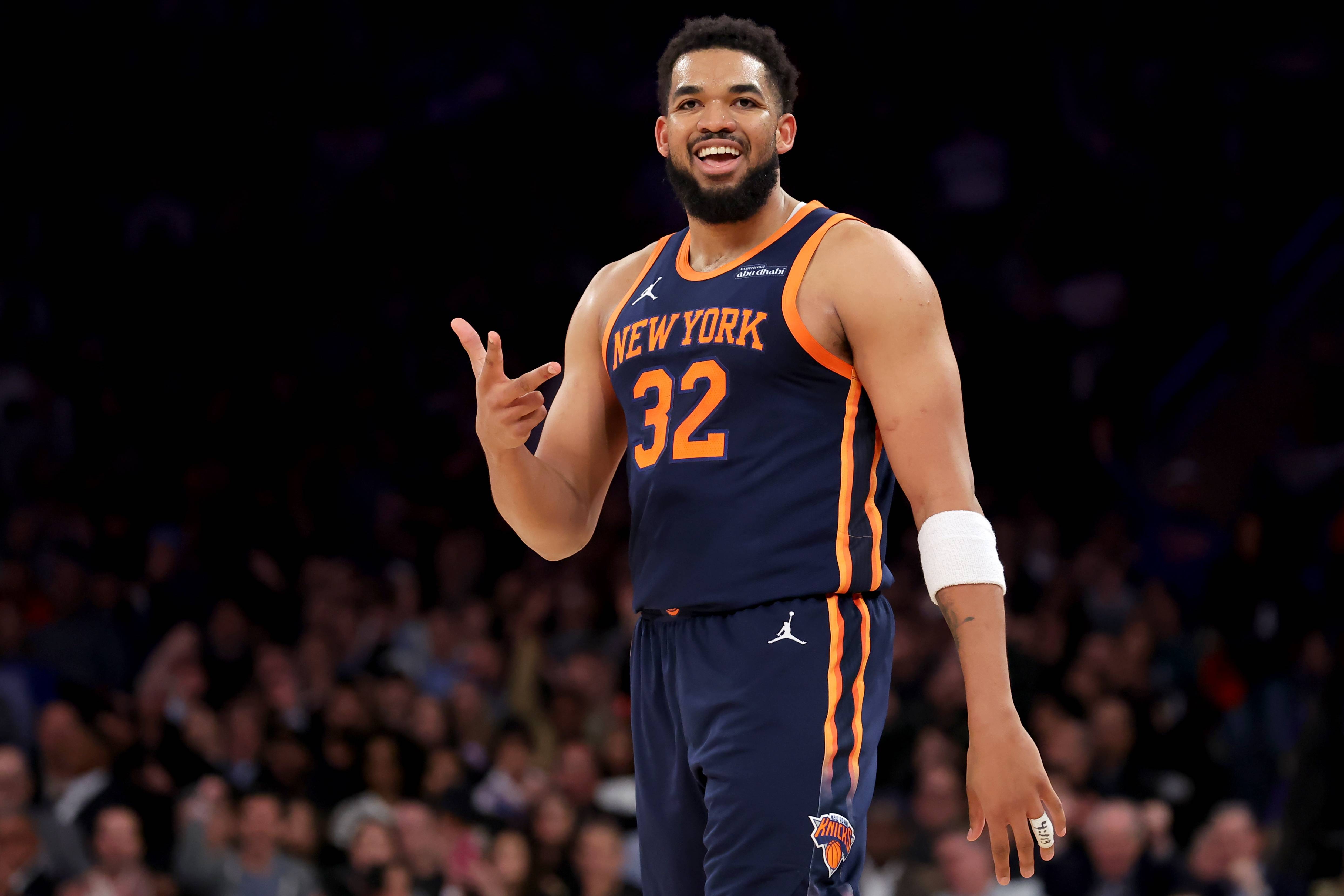 开云APP下载-关于波尔图训练开放日，冲刺阶段篮板制胜引欢呼，NBA常规赛在即，身体对抗强度拉满的信息