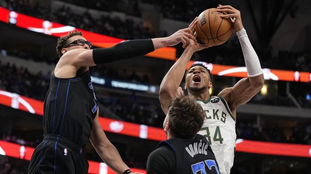 开云体育入口-风云突变！法兰克福集结日战术微调；全明星赛版图或变；气氛紧张；年轻球员得到机会的简单介绍